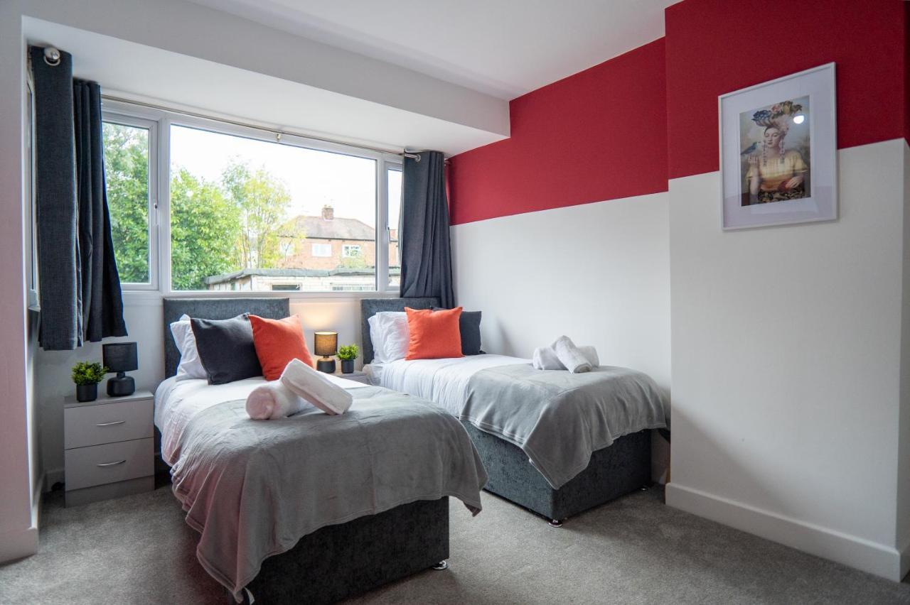 Sheldon House 3 Bed Cosy Home Nr Jlr & Nec Екстериор снимка